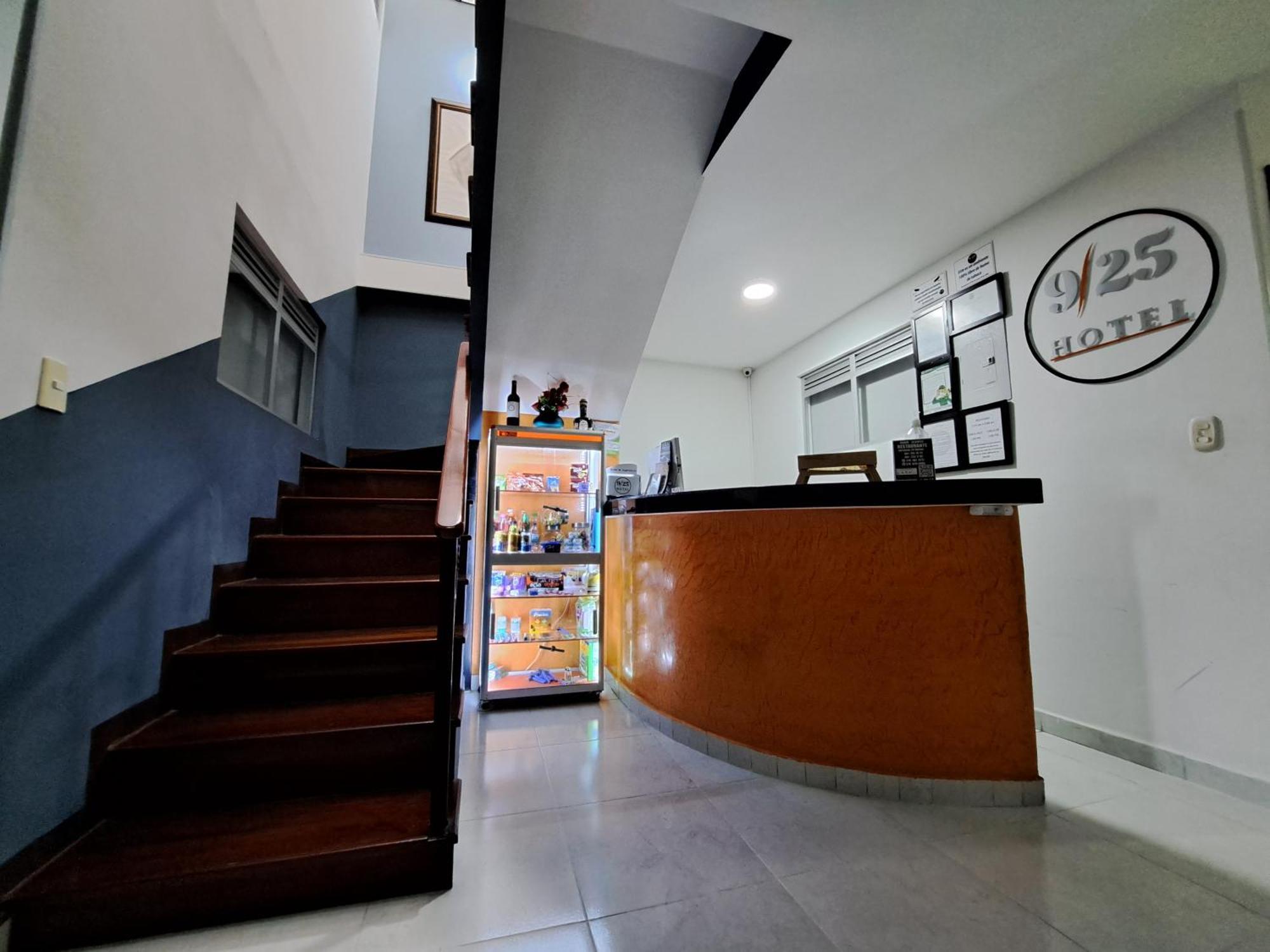 Hotel 9-25 Перейра Экстерьер фото